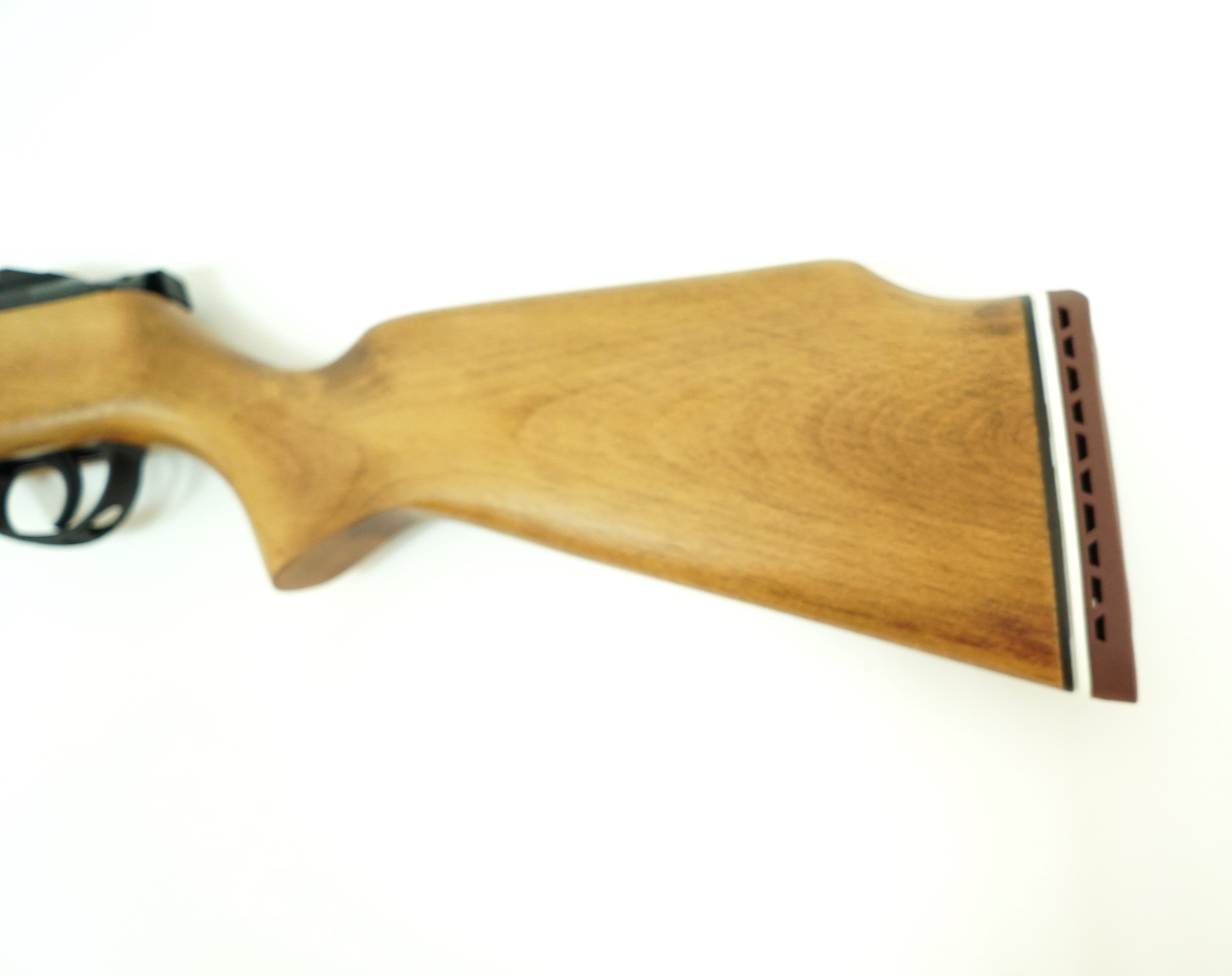 Пневматическая винтовка Hatsan Striker Alpha Wood (дерево), изображение 8